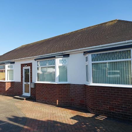 The Hermitage Private Detached Bungalow Villa Rhyl Exterior foto